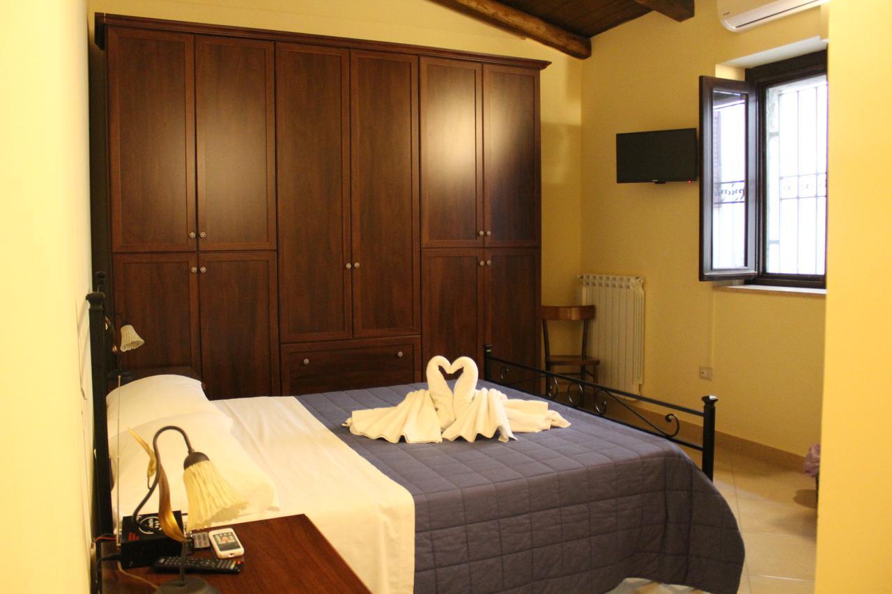 La Chiazzolla Hotell Campoli del Monte Taburno Eksteriør bilde