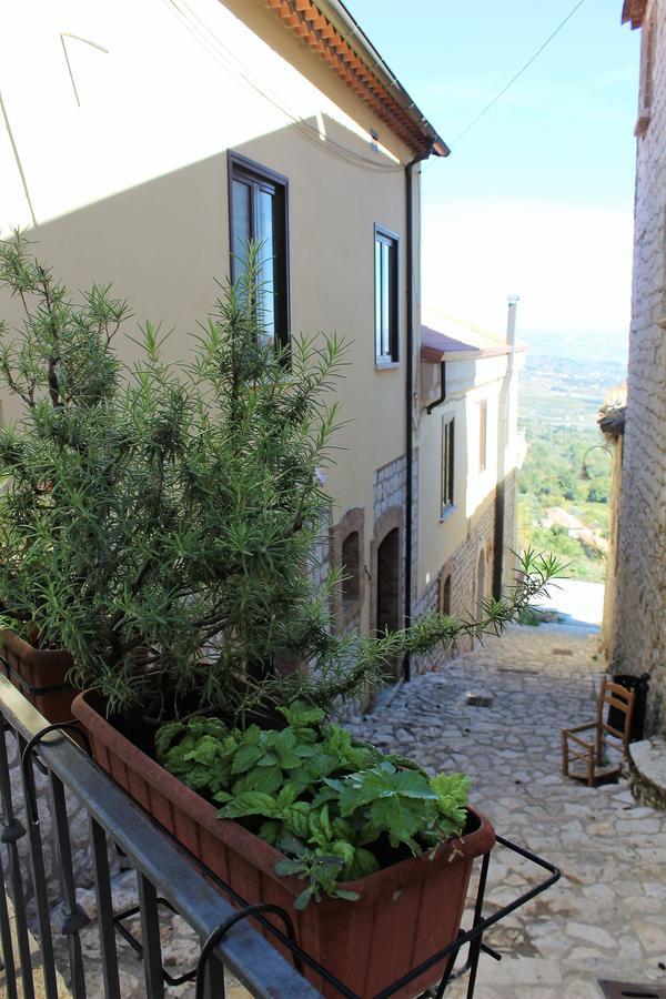 La Chiazzolla Hotell Campoli del Monte Taburno Eksteriør bilde