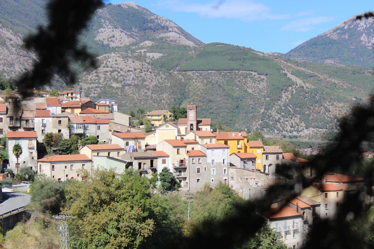 La Chiazzolla Hotell Campoli del Monte Taburno Eksteriør bilde